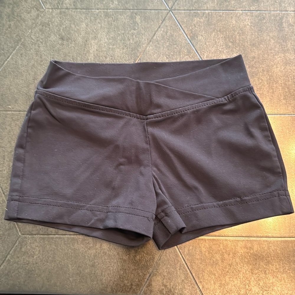 Danskin dance shorts XS/XCH (4-5)